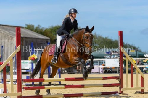 HOYS26-104