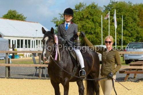 HOYS26-23