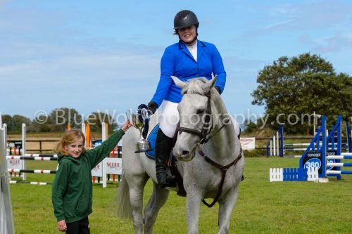 HOYS26-738