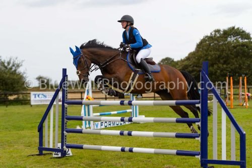 HOYS26-834